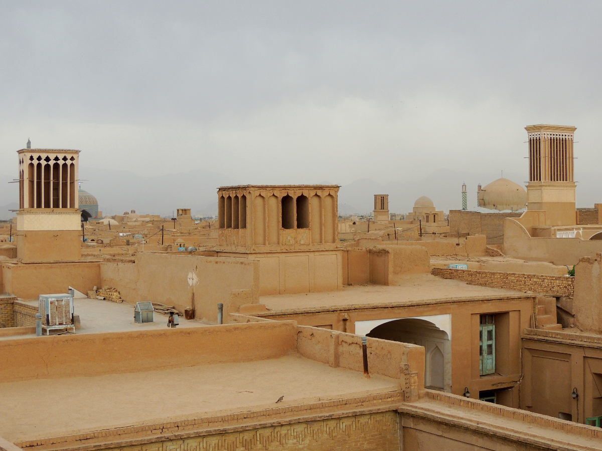 Visitar la ciudad oasis de Yazd (Irán), experiencias únicas