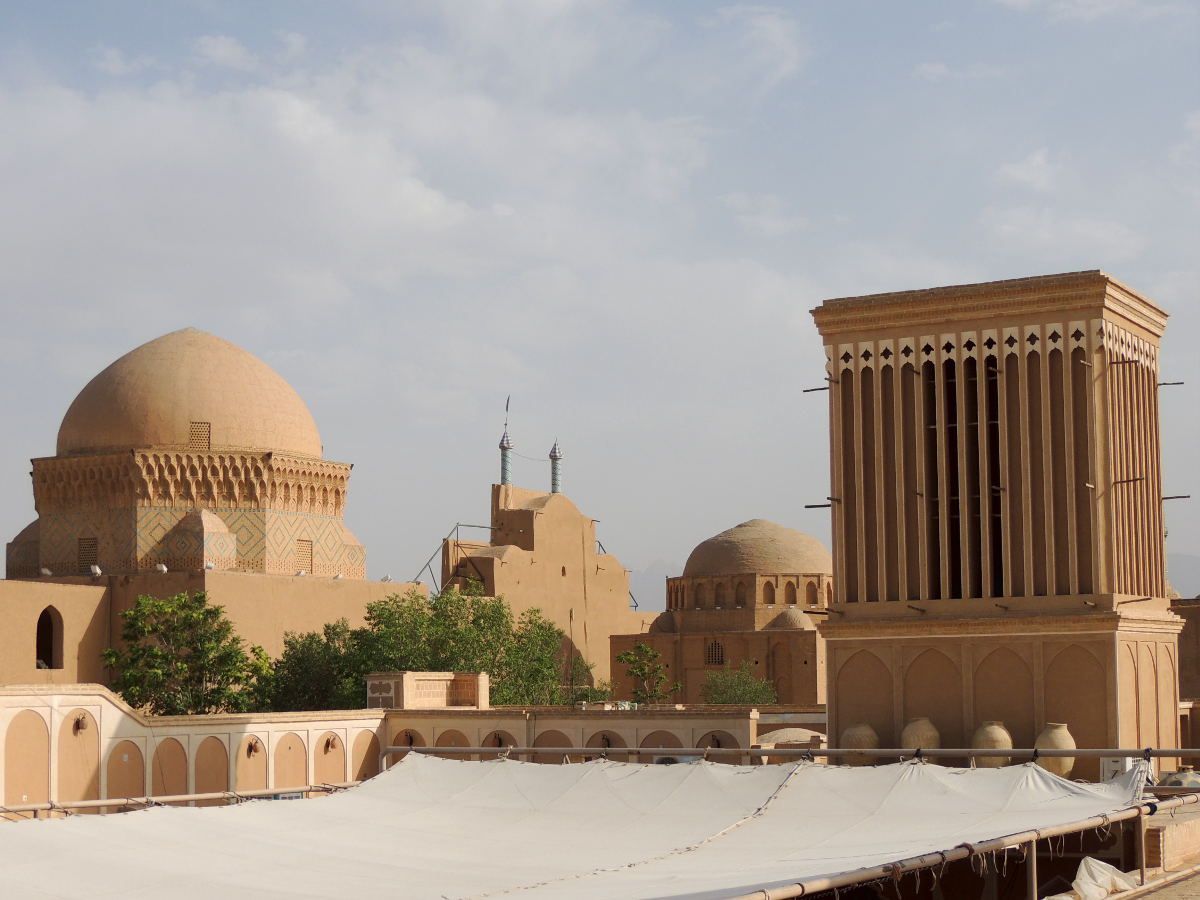 Yazd la ciudad del viento y Zaratustra (Irán)