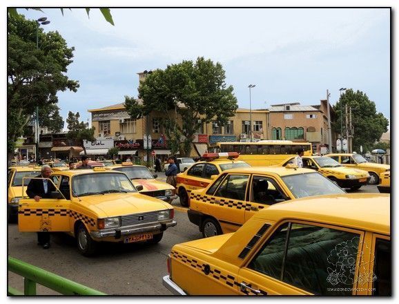 Colapso de taxis. Esto no es New York :-)