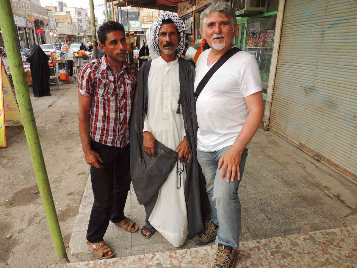 Couchsurfing, petróleo y clases de inglés en Ahvaz