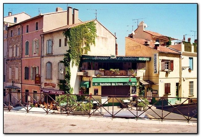Arles, típicamente provenzal
