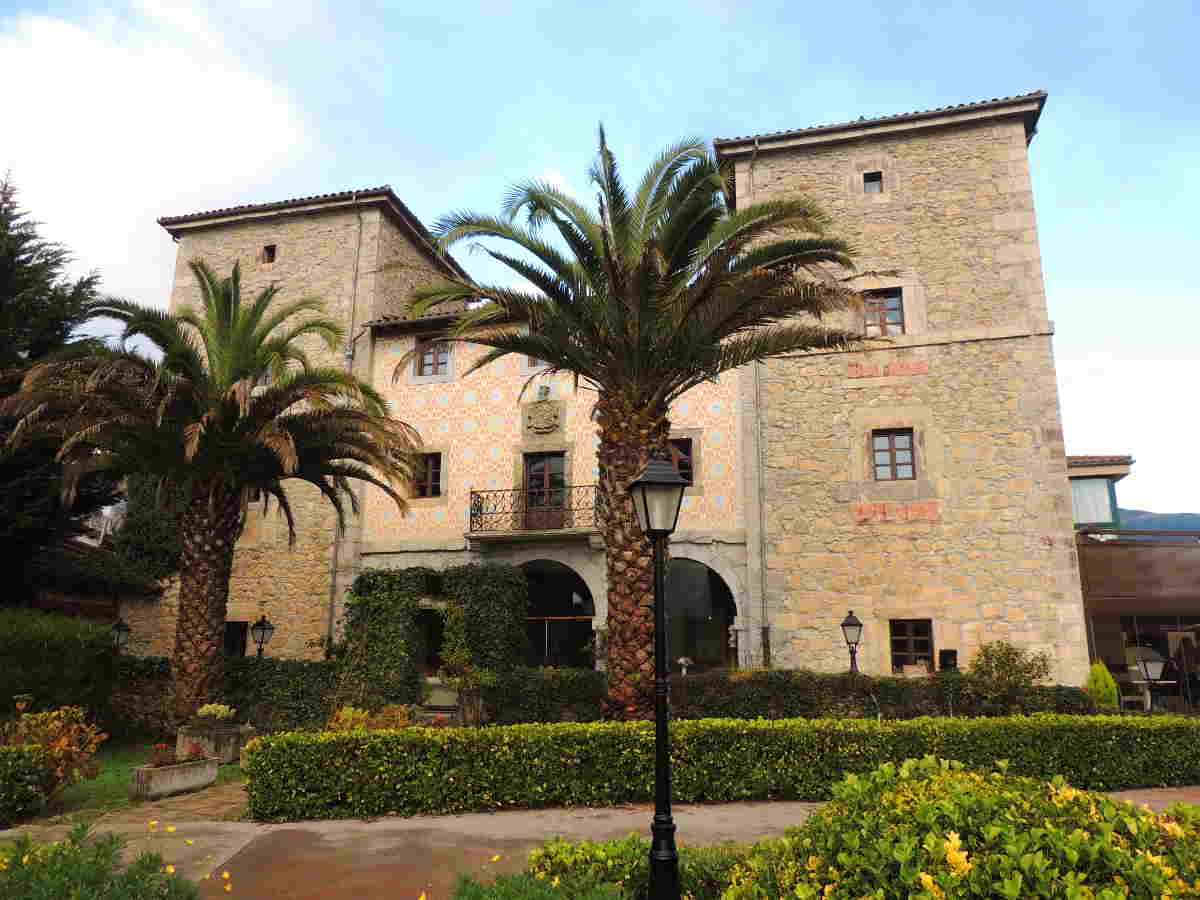 El Palacio Torre de Ruesga hotel boutique en el Alto Asón (Cantabria)