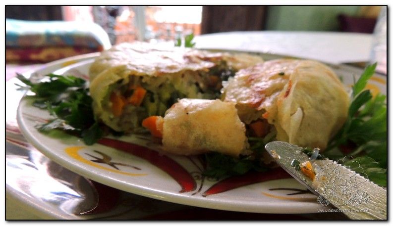 Deliciosa pastela vegetariana, un plus del restaurante del riad Dar Anebar