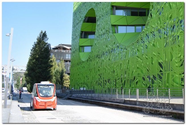 Barrio sostenible con coche autónomo en Lyon