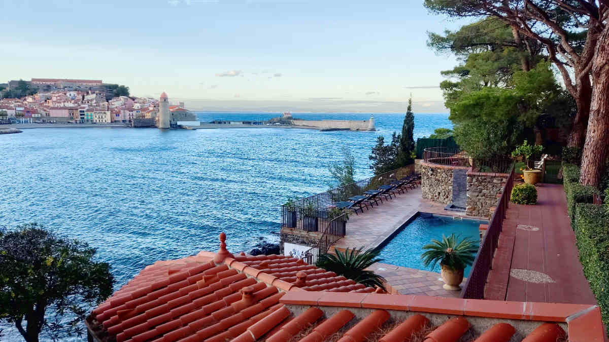 Panorámica Hotel Le Relais Des Trois Mas Collioure Pirineos Orientales Francia