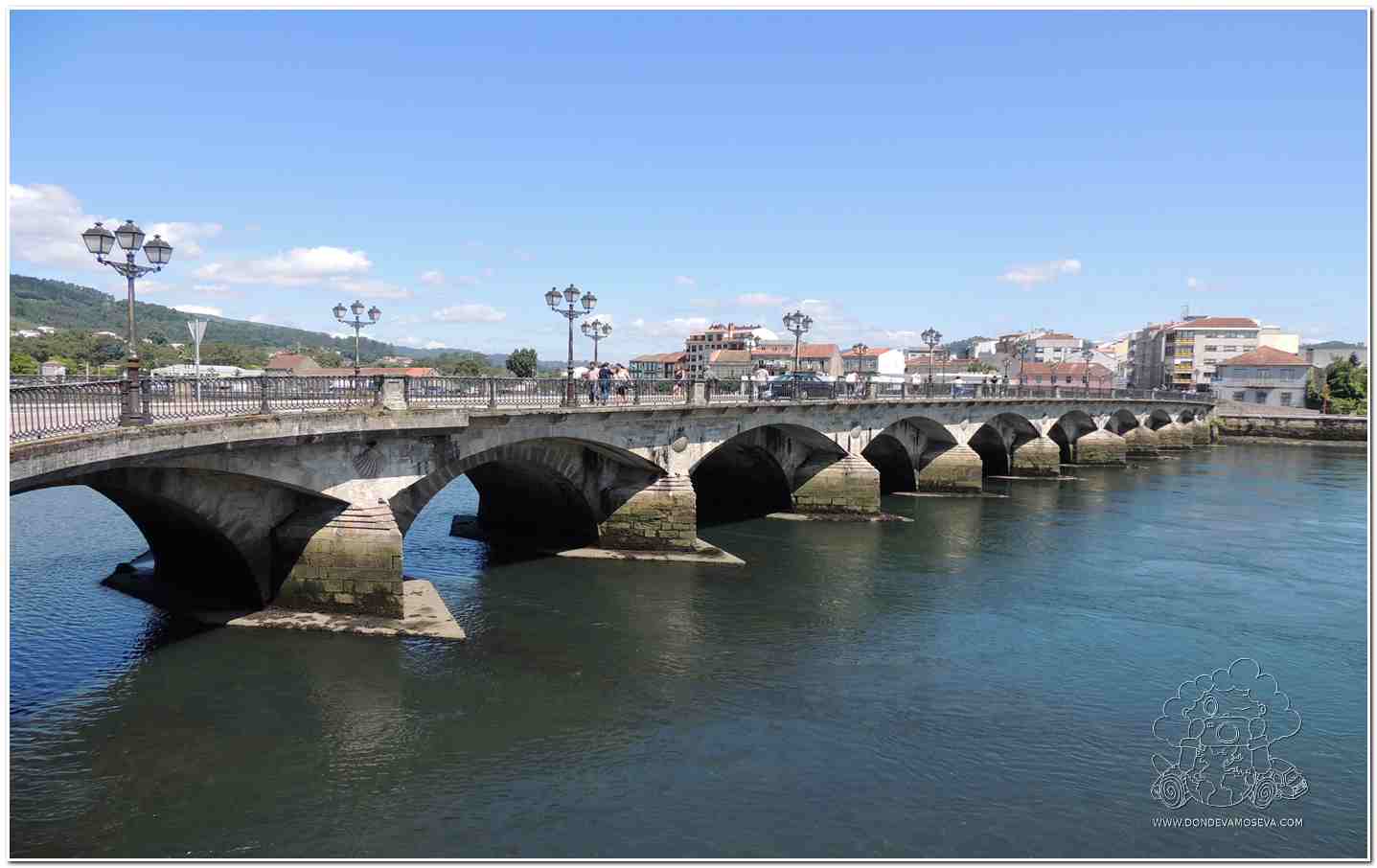 Ponte do Burgo río Lérez Pontevedra Camino de Santiago Portugués en Galicia