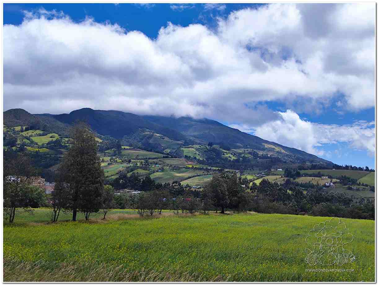 Falda del volcán Galeras desde Obonuco