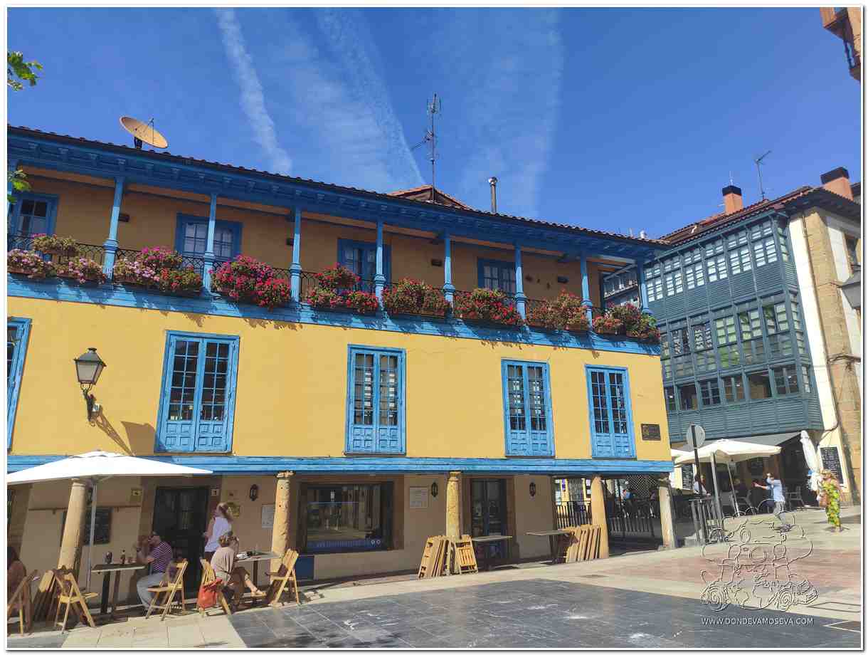 plaza del Fontán corazón del Antiguo Oviedo Asturias