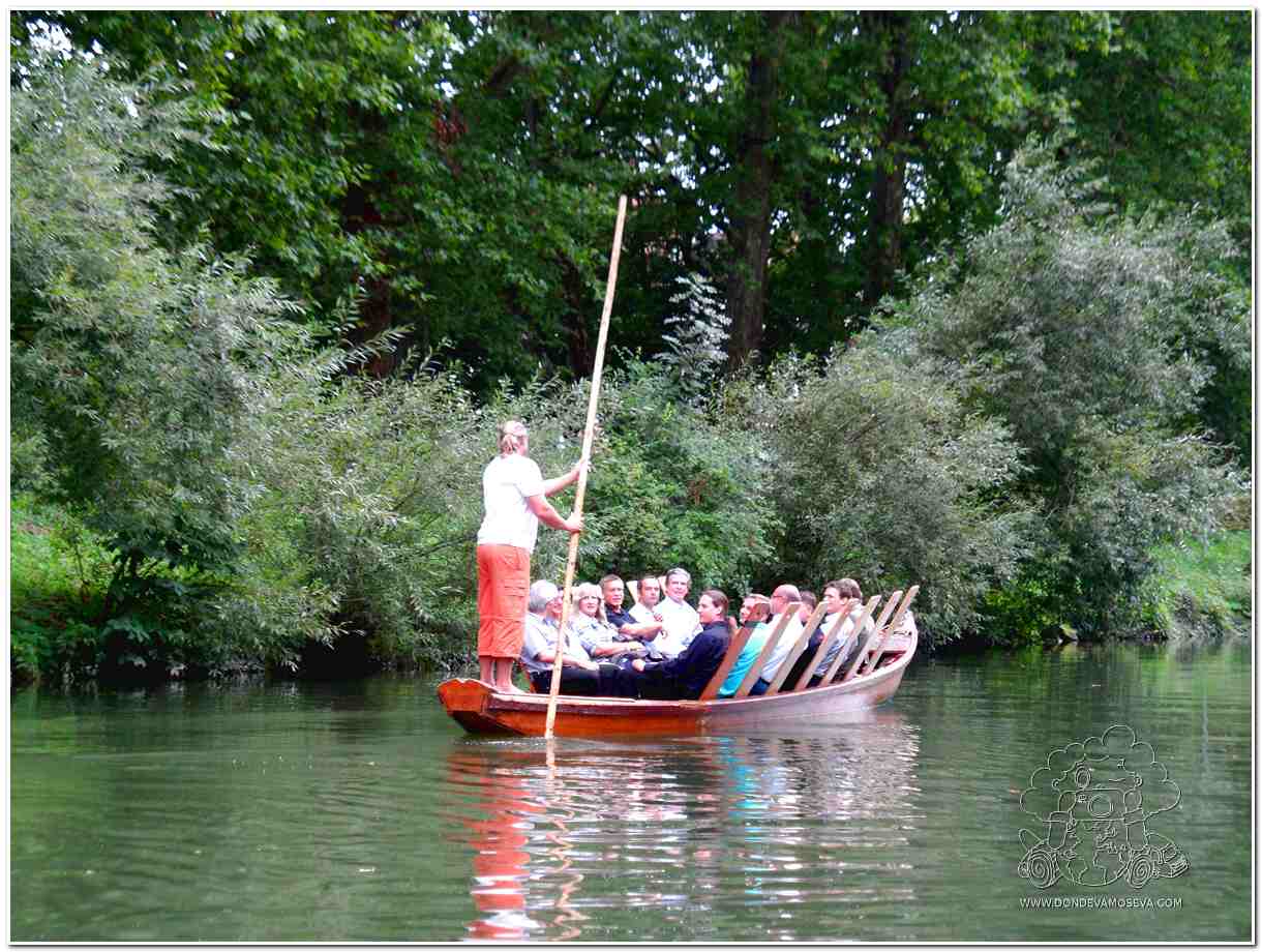 PAseo en barca por el río Neckar