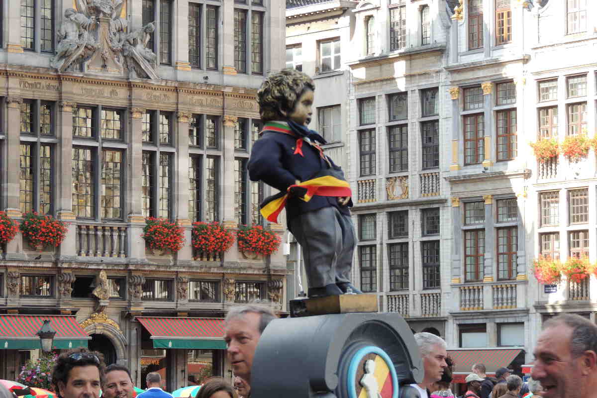 Plaza Bruselas, un imprescindible si decides Viajar en coche por Bélgica