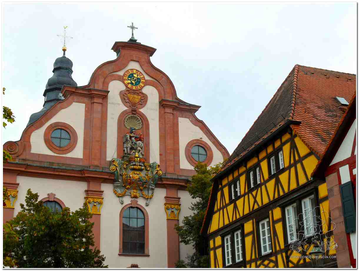 Iglesia San Martín Casco histórico Ettlingen Alemania