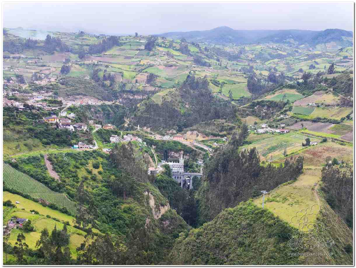Santuario de nuestra señora del Rosario en el cañón del río Guáitara,  quebrada del Morro, Ipiales Nariño colombia