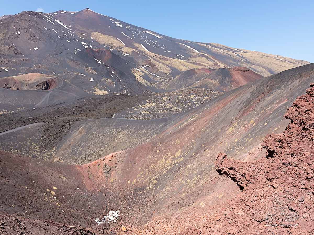 Vistas del Etna, el volcánmás grande de Europa