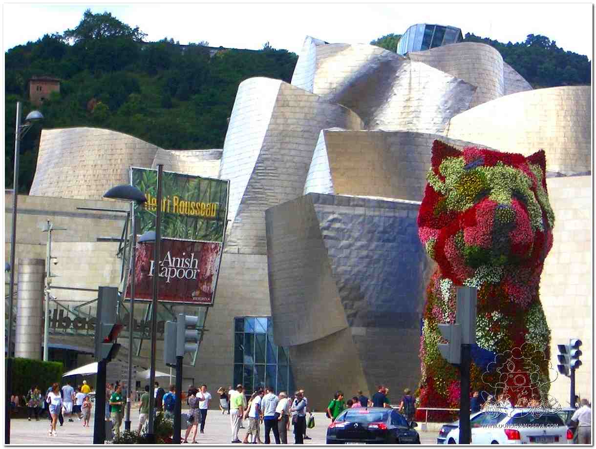 Museo Guggenheim qué ver en Bilbao País Vasco España 