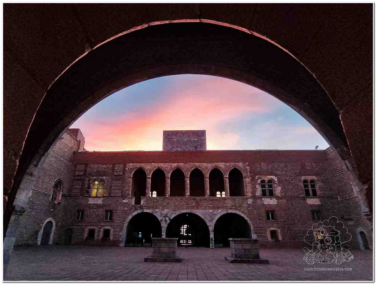 Palacio de los Reyes de Mallorca Perpiñán Francia cerca de Mas latour Lavail