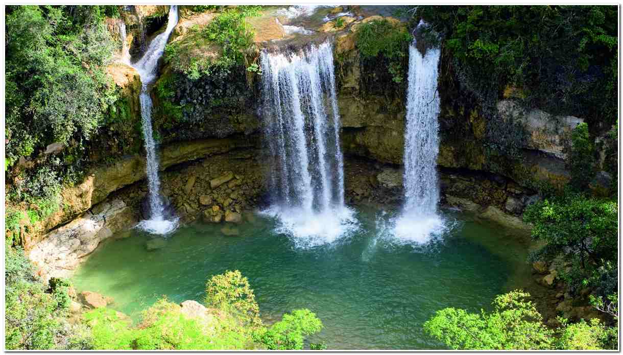 Cascada el Limón en República Dominicana ecoturismo en el país del sol y playa