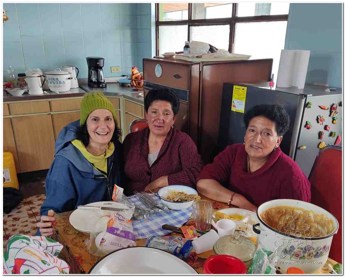 Cocineras de Ospina compartiendo saberes y sabores nariñenses en una experiencia gastronómica rural y comunitaria