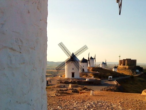 Molinos de viento de Castilla La Mancha en Consuegra otra zona con problemas de despoblamiento