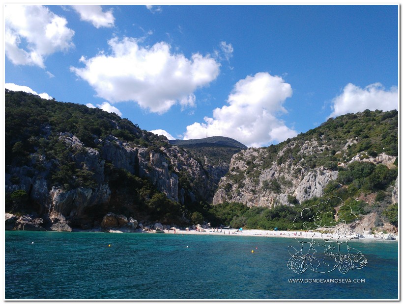 Cala Luna desde el mar