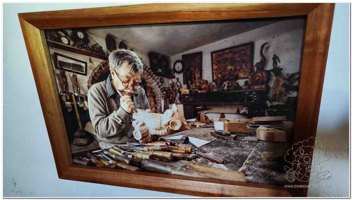 Fotograía del maestro zambrano en su casa museo