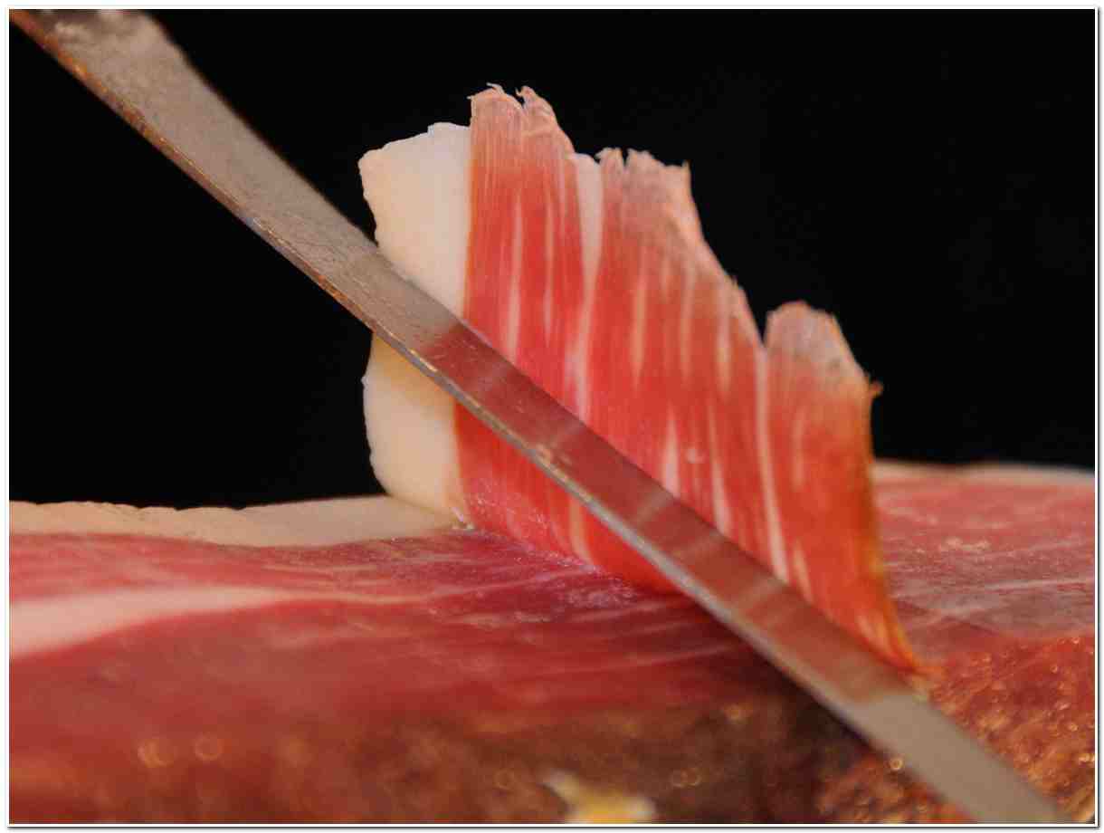 Corte de jamón de la Sierra de Aracena