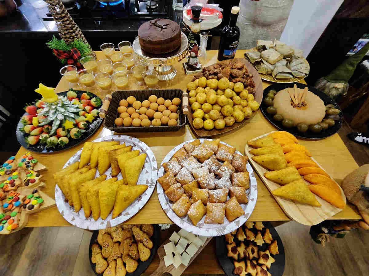 Mesa de Navidad en PAsto con la representación de la gastronomía pastusa