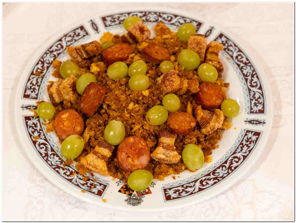 Plato de migas de la Alcarria, plato manchego por excelentcia