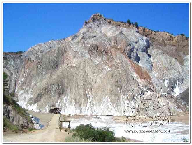 Montaña de Sal de Cardona en el Geoparque de la Cataluña Central