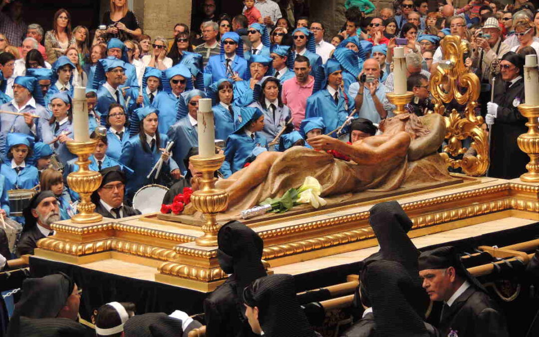 Semana Santa en Alcañiz: cuando el tambor lo invade todo