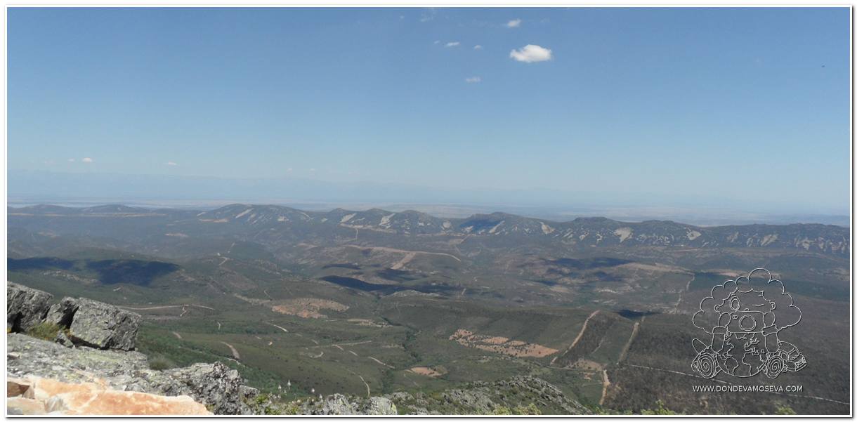 Anticlinales y sinclinales del relieve apalachense en Villuercas Ibores Jara