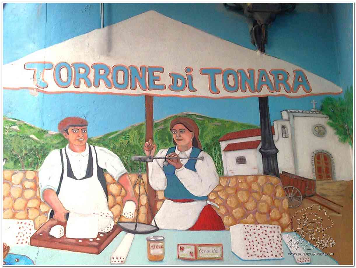 Mural en Tonara sobre la elaboración del turrón tradicional de Barbagia imprescindible en culquier ruta por Cerdeña