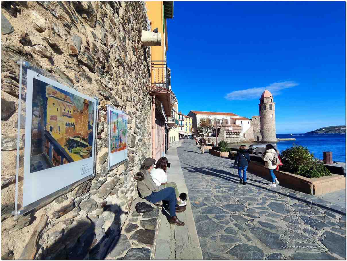 Panel del Chemin du Fauvisme mostrando un cuadro de Matisse en Collioure