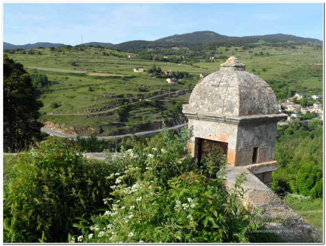 Mont- Louis otro pueblo  interesante en los pueblos más bonitos de los Pirineos orientales