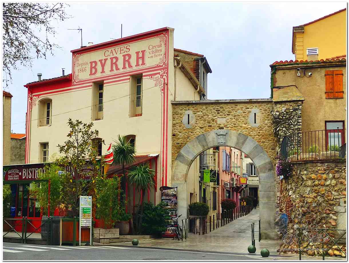 Centro histórico de Thuir y cavas de Byrrh Pirineos Orientales