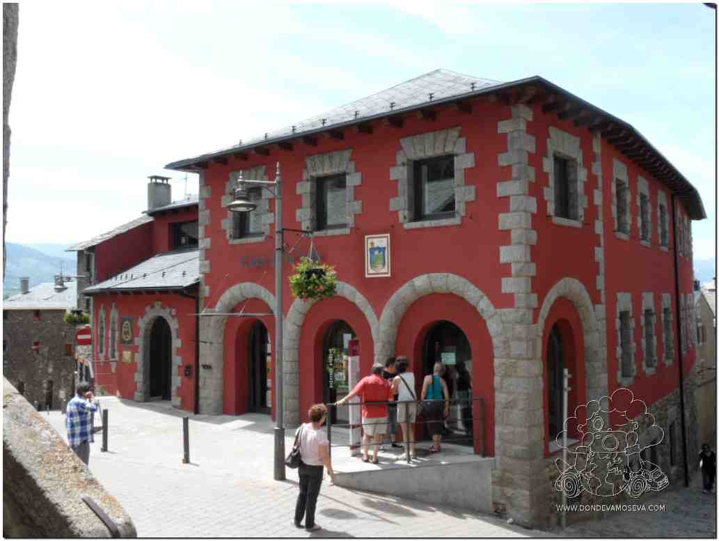 Farmacia Esteve, museo municipal en Llívia
