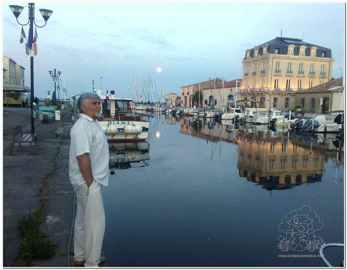 Puerto de Marseillan al final del Canal du Midi