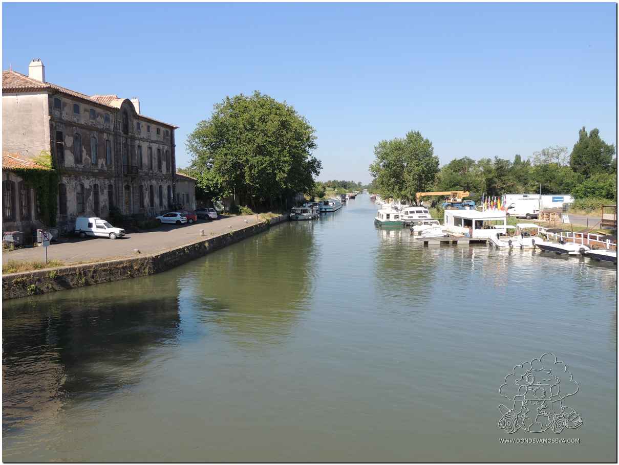 Canal du Midi a su paso por Agde