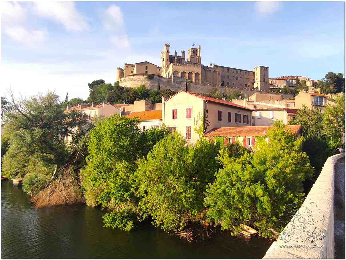 Catedral de Saint-Nazaire vista desde el Pont Vieux de Béziers
