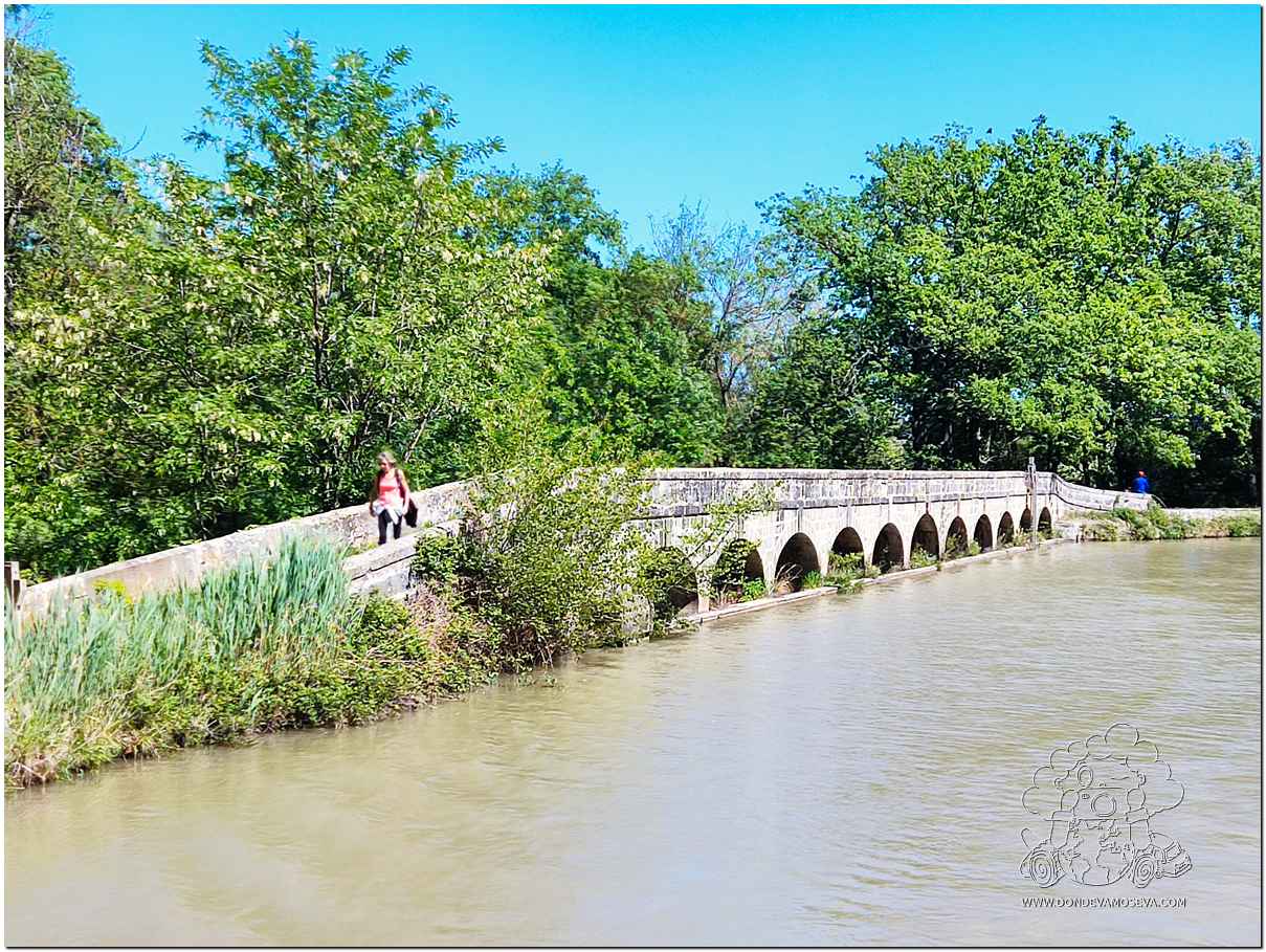 Aliviadero de Argent-Double en el Canal du Midi