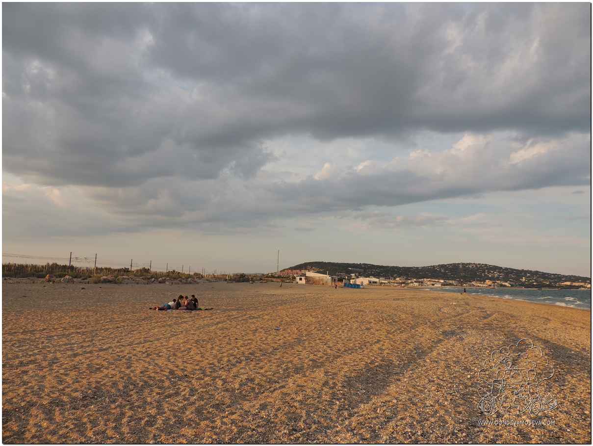 Playa de la Baleine entre la Laguna de Thau y el Mediterráneo