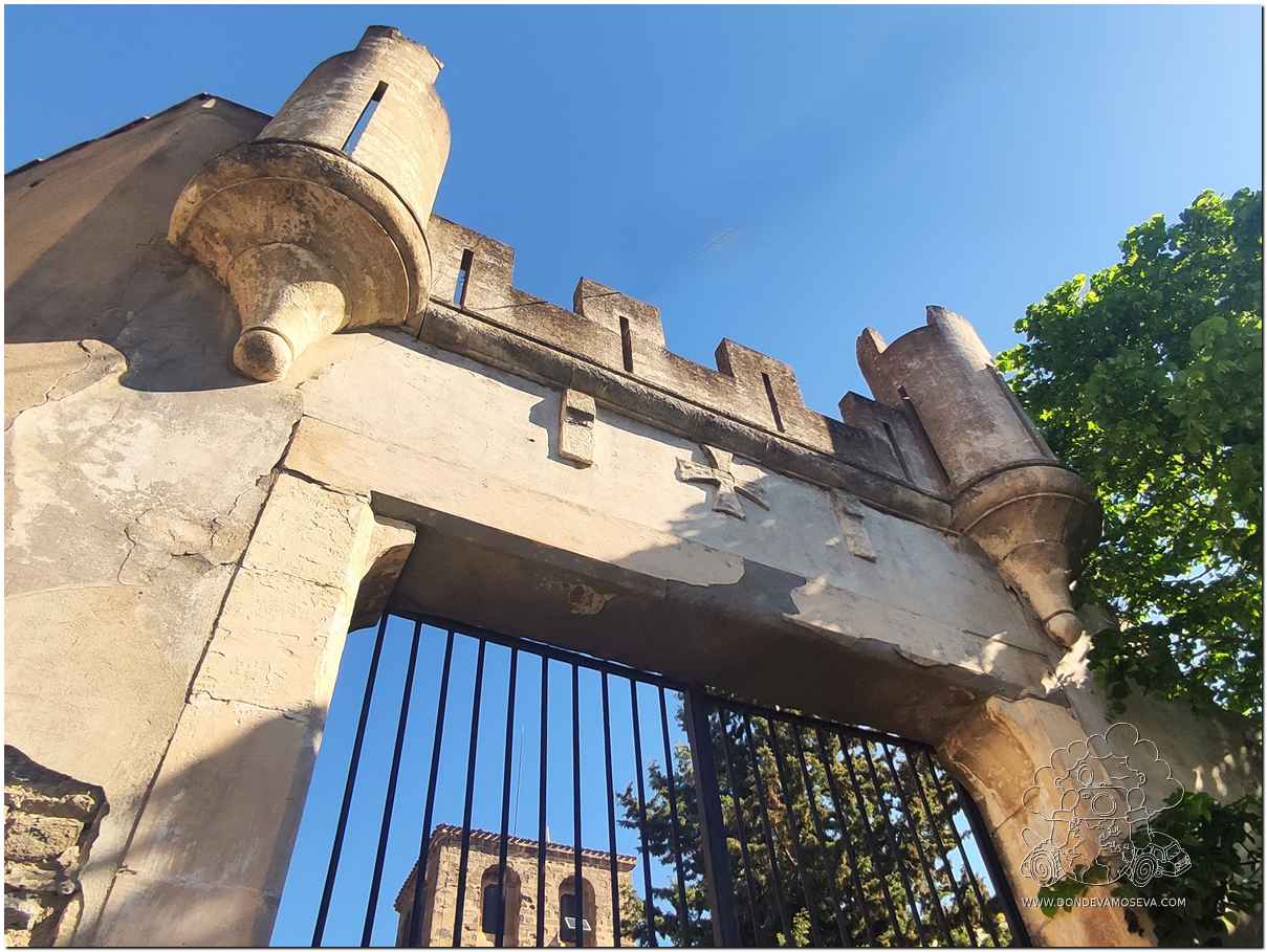 Torre medieval conocida como Tour des Chevaliers en Homps