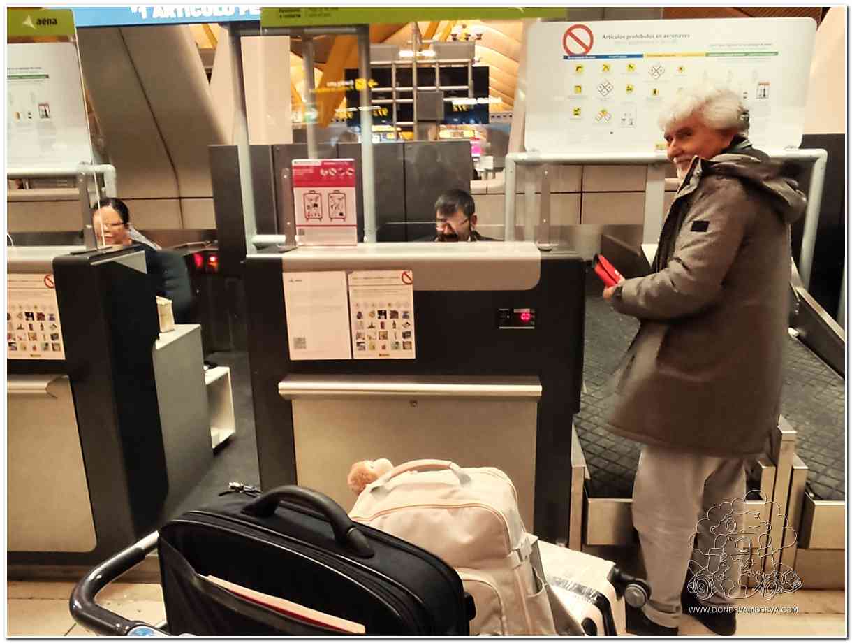 Tener en cuenta la seguridad digital al salir de viaje, sobre todo en aeropuertos