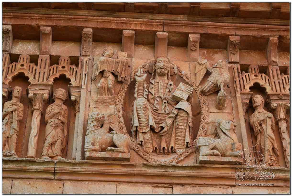 Iglesia románica en la provincia de Palencia