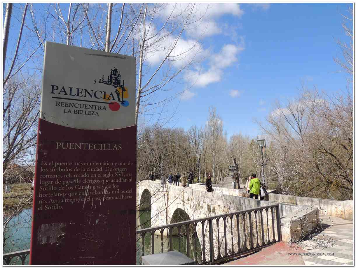 Puentecillas sobre el río Carrión en el centro de Palencia